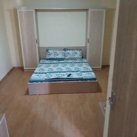 Casa Ratiu Проживание в семье